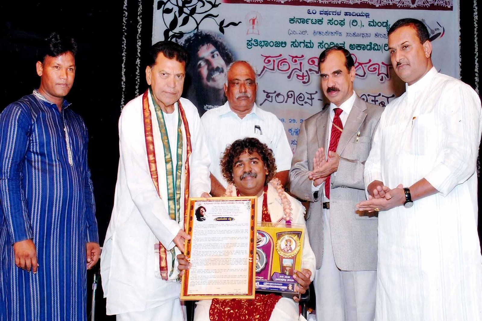 ಫೋಟೋ ಗ್ಯಾಲರಿ