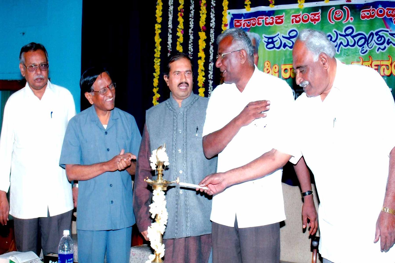 ಫೋಟೋ ಗ್ಯಾಲರಿ